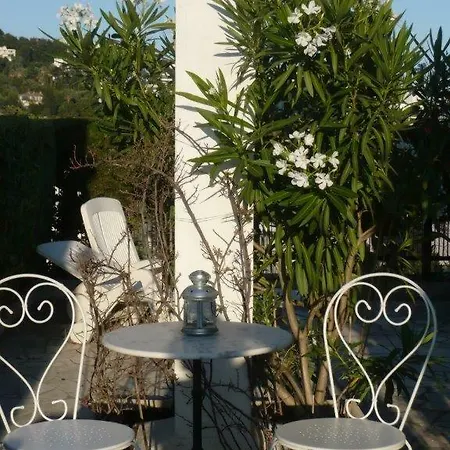 Large One Bdrm Flat A/c With Fabulous Terrace Roof By Weekome דירה *